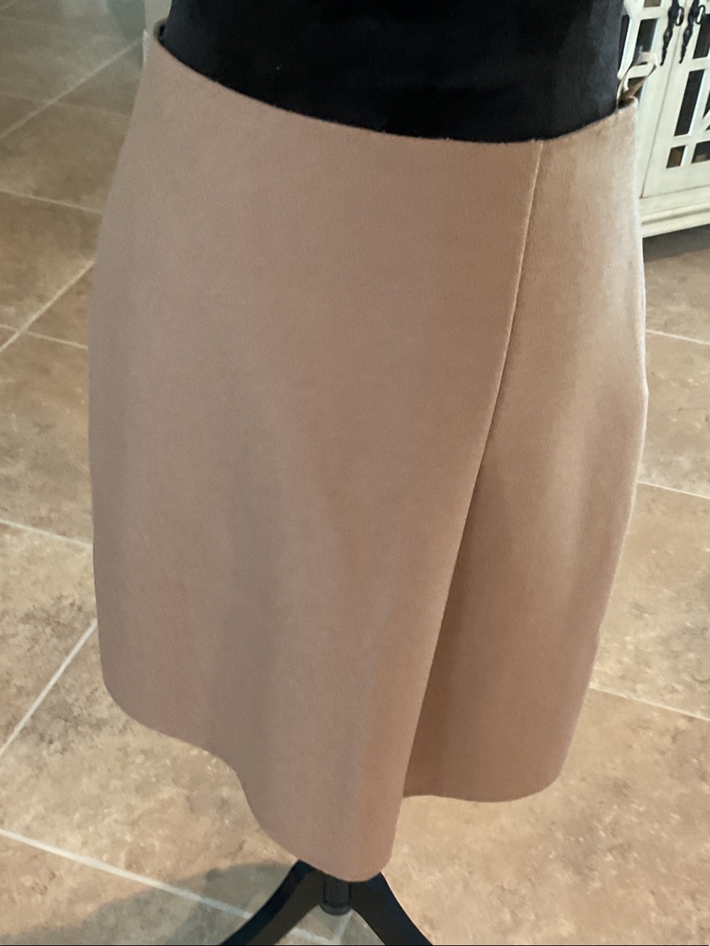 WEEKEND MAX MARA side zip shirt, camel color, size 6